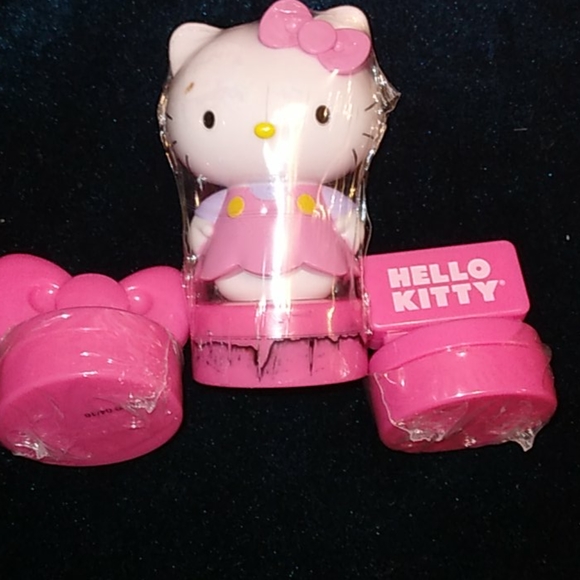 Hello Kitty bundles - Picture 4 of 5